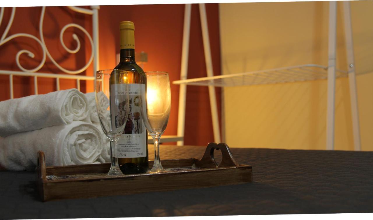 The Romantic Traveller I Appartement Kavala Buitenkant foto